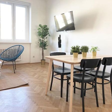 Bright, Lovely And Quiet Apartment At The Heart Of Vienna, Nachmarkt, City Center Exterior photo